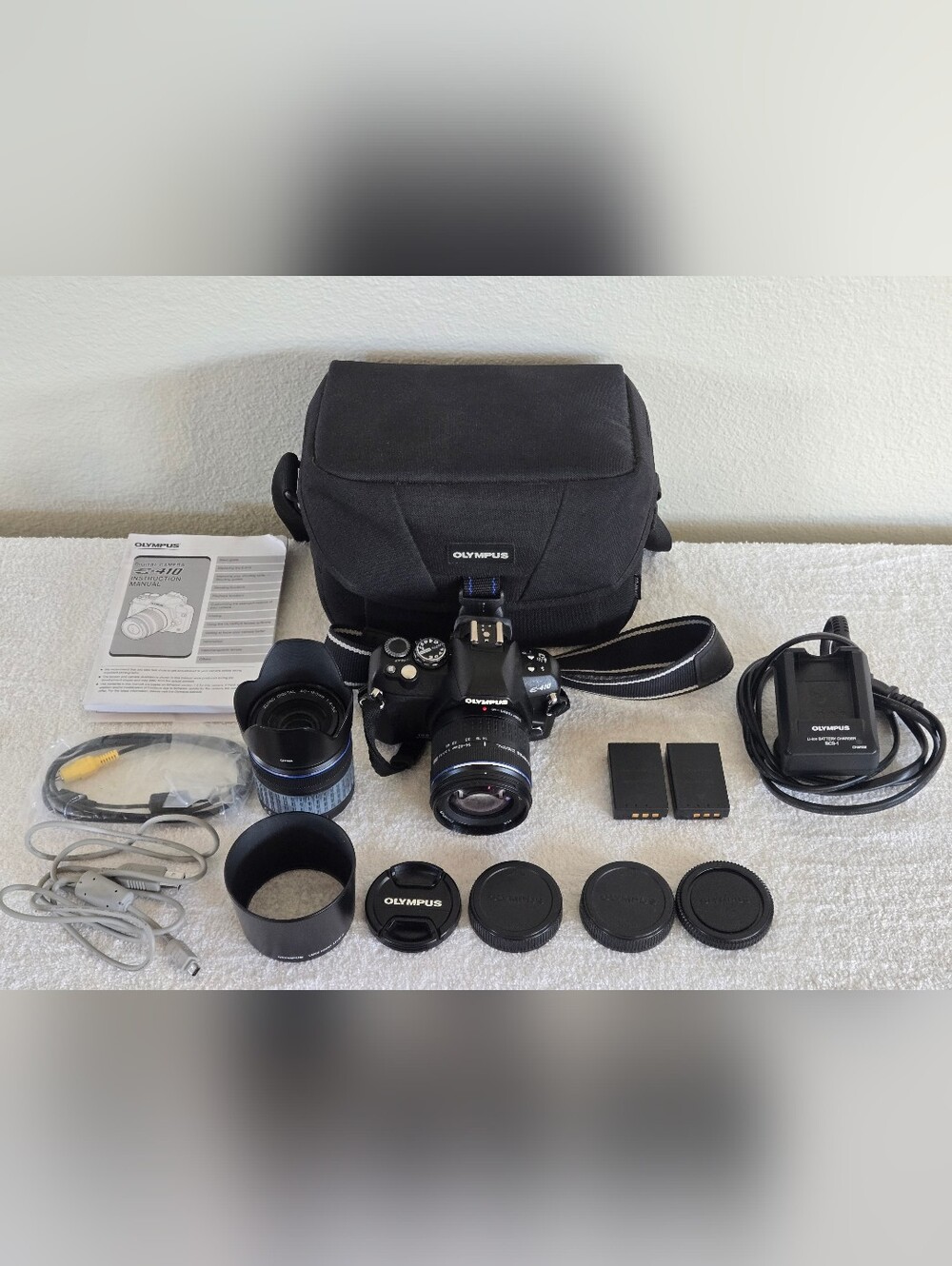 Olympus EVOLT E-410 10MP Digital SLR Camera w/ 14-42mm & 40-150mm Lenses TESTED